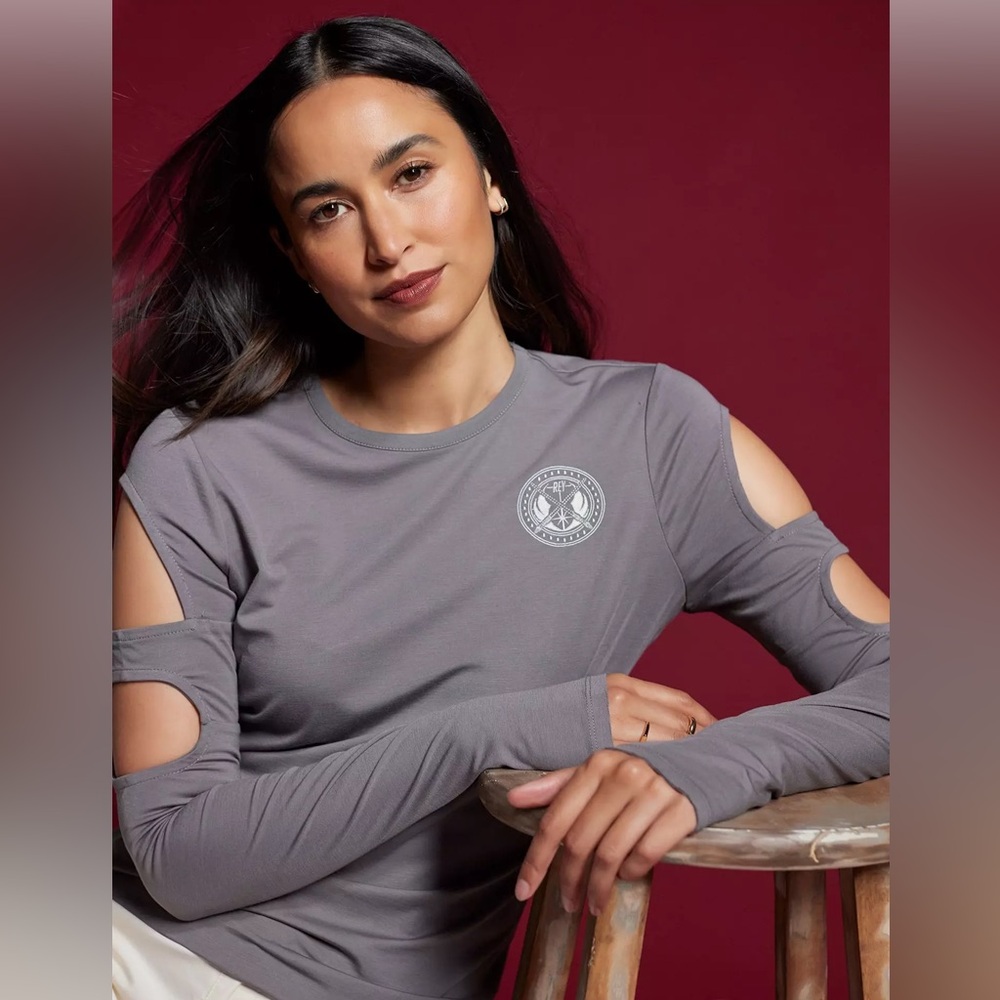 Her Universe Star Wars Rey Cutout Long-Sleeve Top